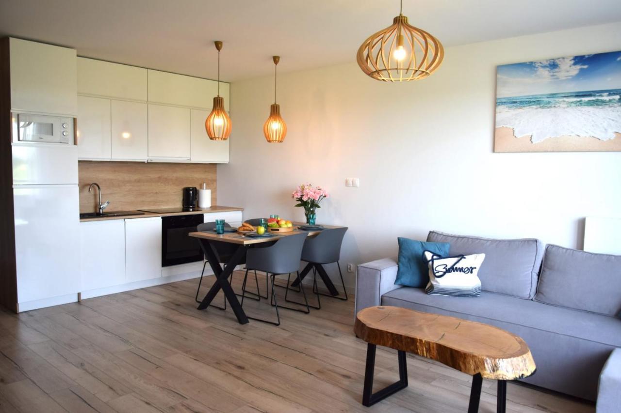 Apartamenty Rodzinne Deluxe, Suite w budynku Baltin Sarbinowo Buitenkant foto