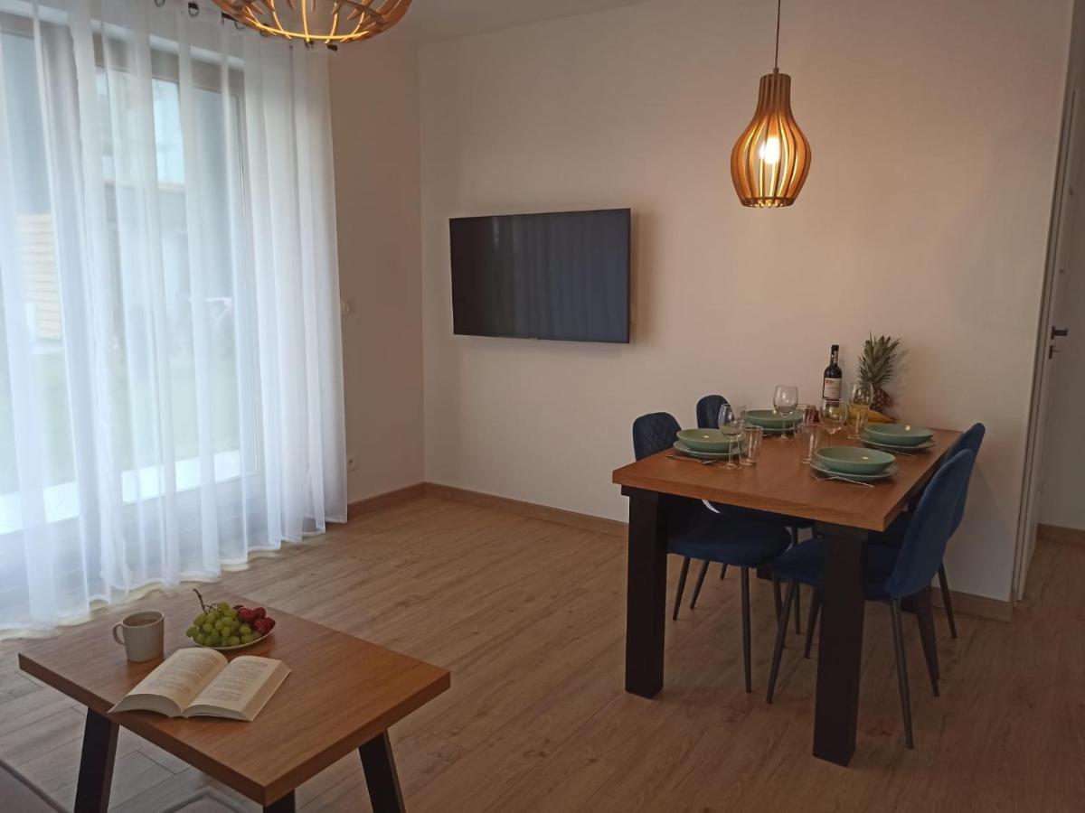 Apartamenty Rodzinne Deluxe, Suite w budynku Baltin Sarbinowo Buitenkant foto
